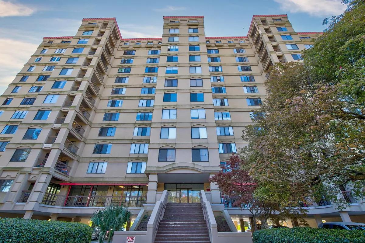 Columbia, SC 29201,1600 Park Cir #716