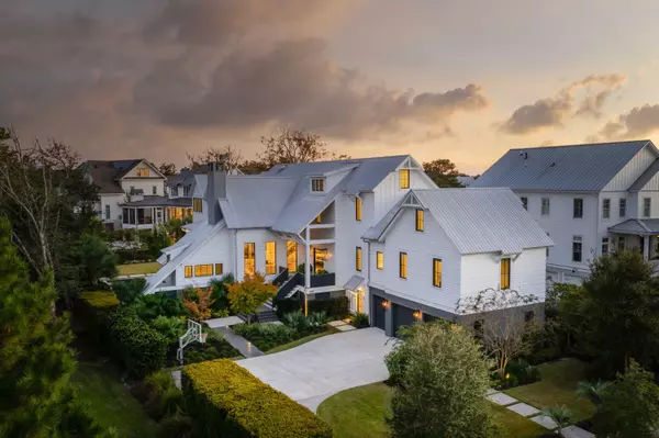 572 Wading Pl, Daniel Island, SC 29492