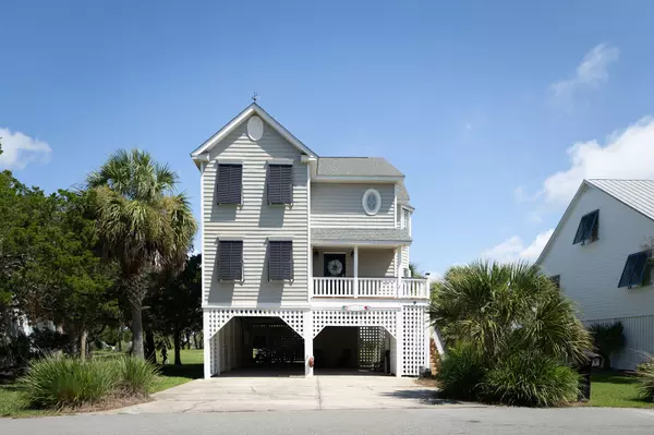 Edisto Island, SC 29438,9 Battery Park Rd