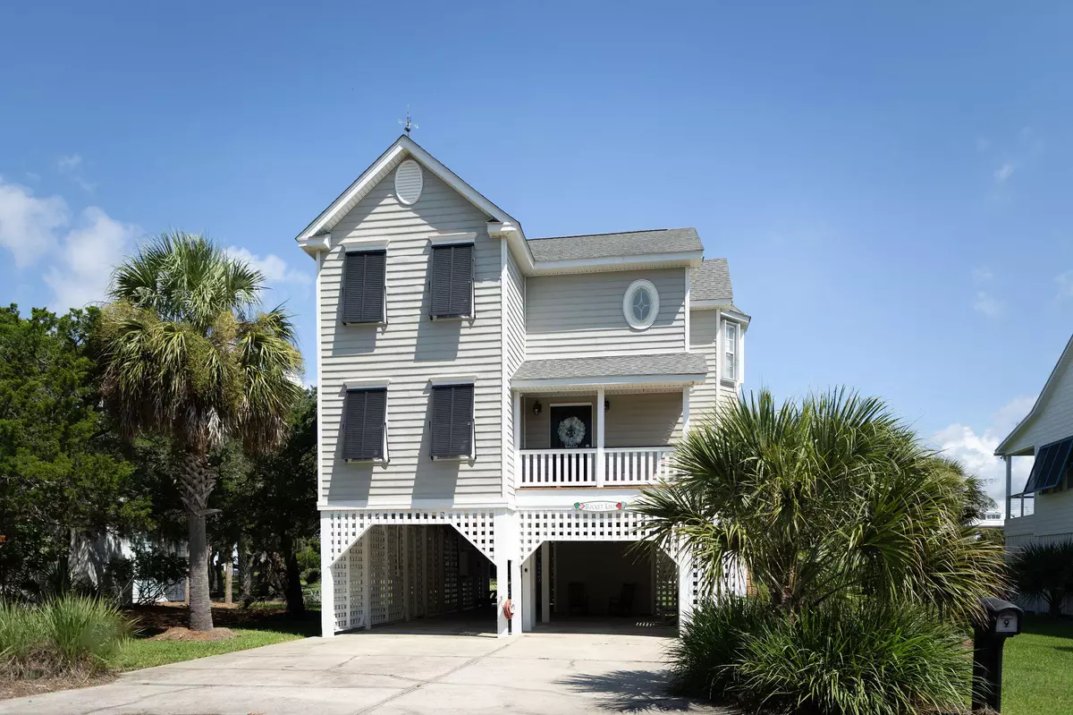 Edisto Island, SC 29438,9 Battery Park Rd