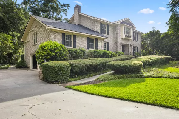 Summerville, SC 29485,506 Fairington Dr