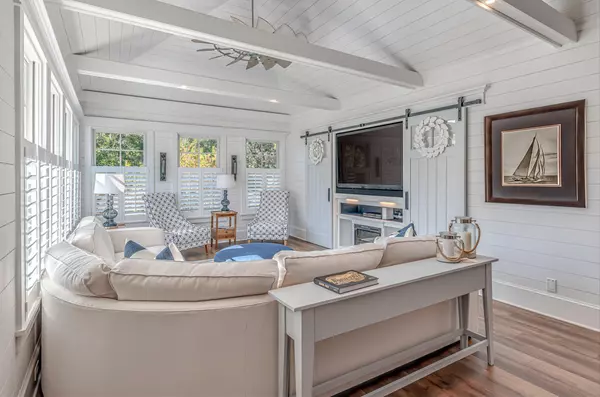 Isle Of Palms, SC 29451,27 42nd Ave