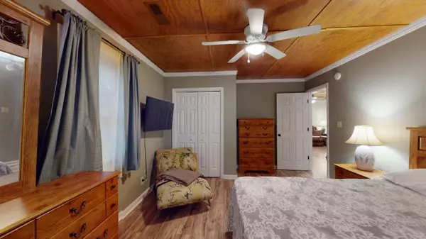 North Charleston, SC 29405,2677 Louise Dr