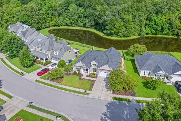8566 Sentry Cir, North Charleston, SC 29420