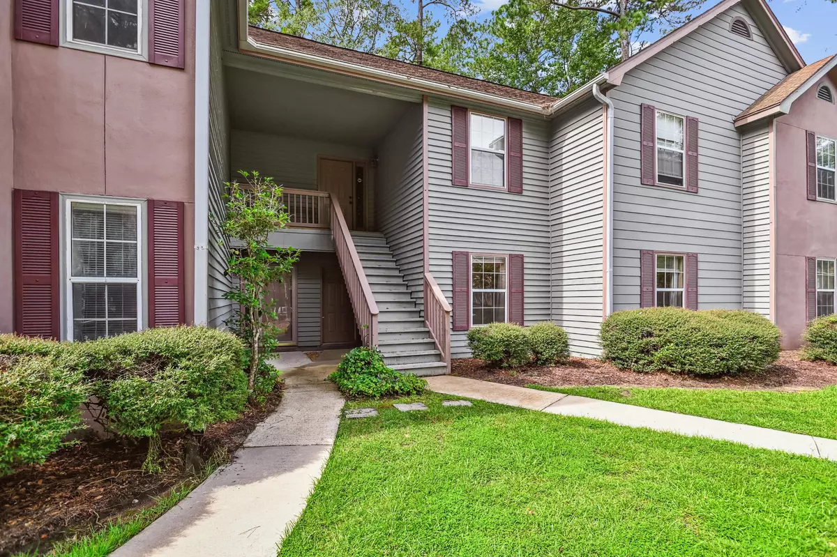 North Charleston, SC 29418,7945 Parklane Ct #C