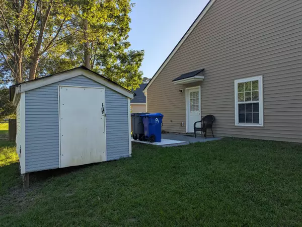 North Charleston, SC 29406,8553 Chloe Ln