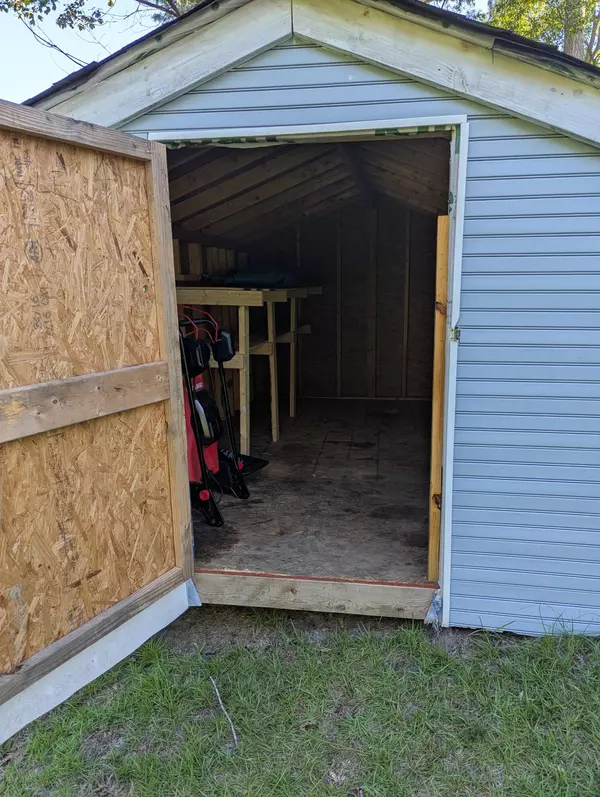 North Charleston, SC 29406,8553 Chloe Ln