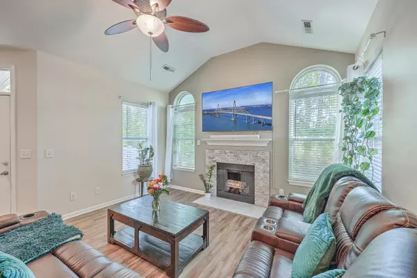 North Charleston, SC 29420,8800 Dorchester Rd #504