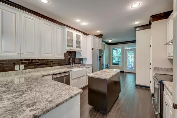 Mount Pleasant, SC 29466,121 Palm Cove Way