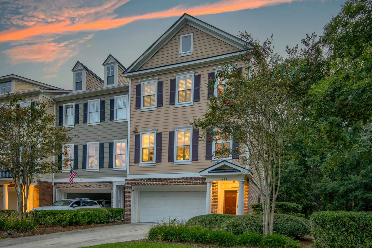 Mount Pleasant, SC 29466,121 Palm Cove Way