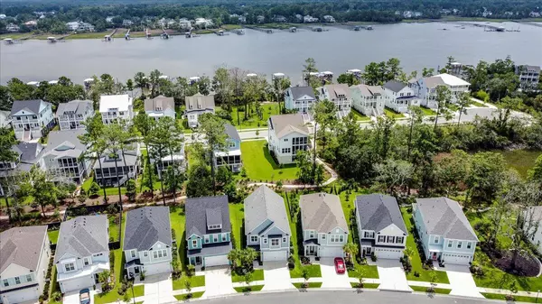 Charleston, SC 29492,120 Low Tide Ct