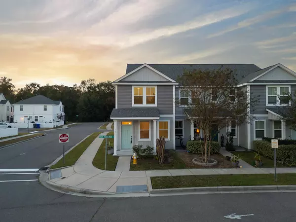 3973 Four Poles Park Dr, North Charleston, SC 29405