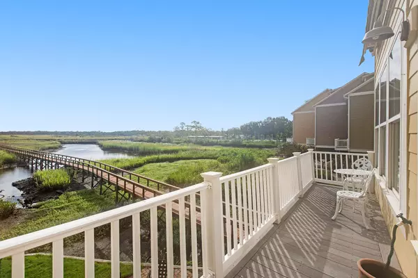 Hanahan, SC 29410,5911 Steward St #15