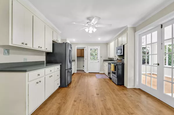 Summerville, SC 29483,101 Dukes Ct