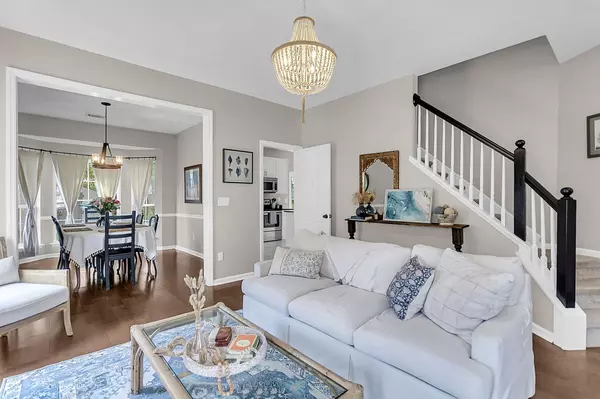 Charleston, SC 29414,1983 Treebark Dr