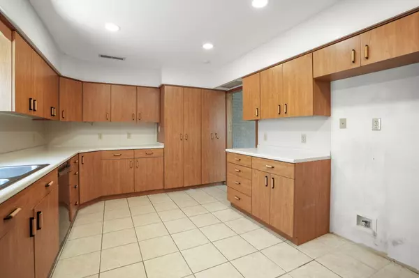 Orangeburg, SC 29115,184 Scoville St