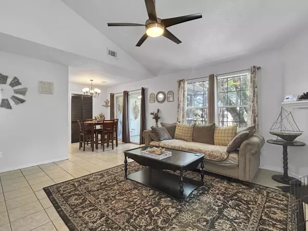 2011 Coldspring Dr #H, North Charleston, SC 29406