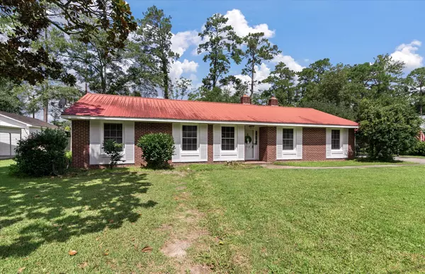 Walterboro, SC 29488,108 Pinewood St