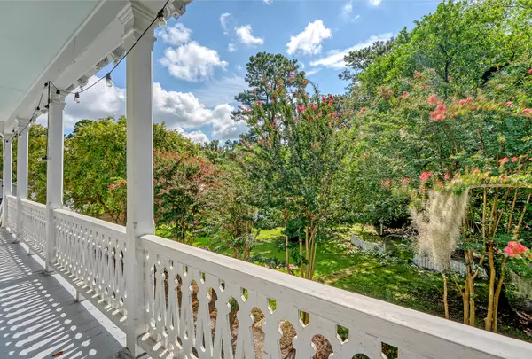 Summerville, SC 29483,301 E Richardson Ave