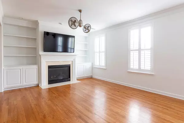 Mount Pleasant, SC 29466,124 Palm Cove Way