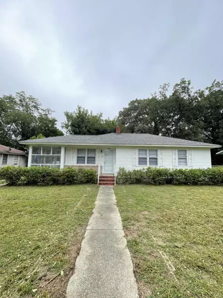 1924 Georgianna Dr, Sumter, SC 29150