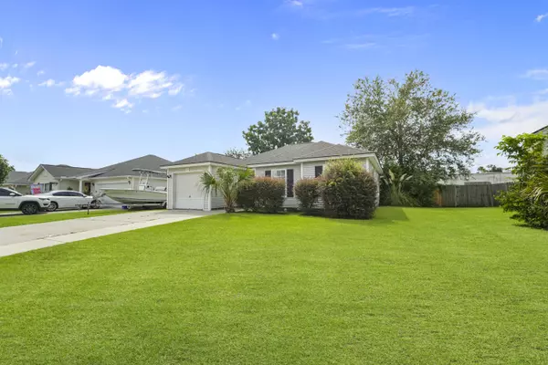 North Charleston, SC 29418,5095 Westview St