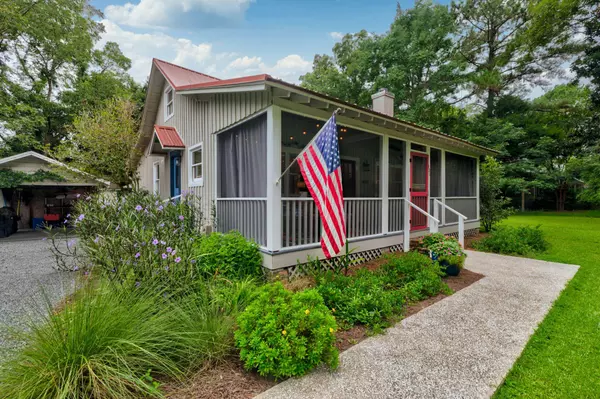 Mcclellanville, SC 29458,131 Baker St