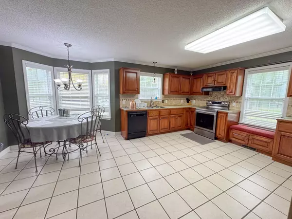 Hampton, SC 29924,110 Woodland Ave