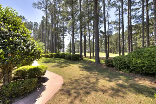 Manning, SC 29102,233 Plantation Dr