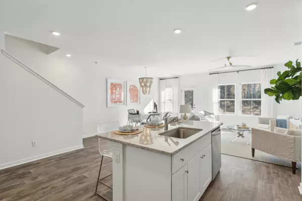 Summerville, SC 29486,398 Tiliwa St