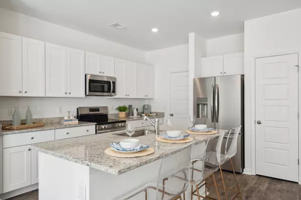 Summerville, SC 29486,396 Tiliwa St