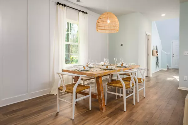 Summerville, SC 29486,353 Tiliwa St