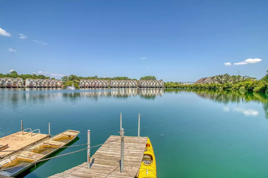 4791 Arco Ln, North Charleston, SC 29418