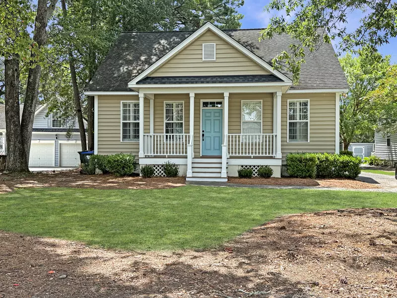 415 Waring St, Summerville, SC 29483