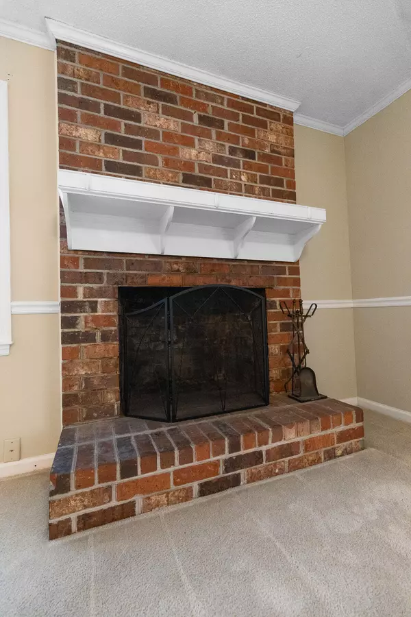Charleston, SC 29407,945 Orange Grove Rd