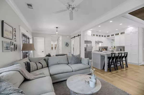 Mount Pleasant, SC 29464,682 Adluh St