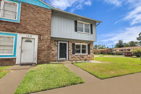 Goose Creek, SC 29445,111 Bassett Ct