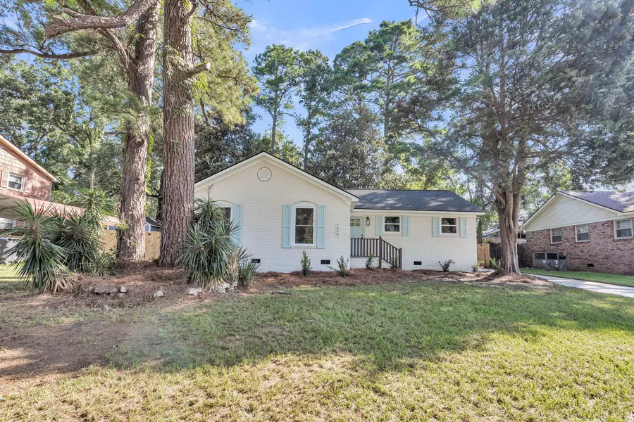 7590 Peppercorn Ln, North Charleston, SC 29420