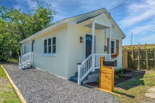 North Charleston, SC 29405,2021 Burton Ln