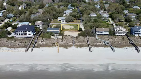 Pawleys Island, SC 29585,216 Parker Dr