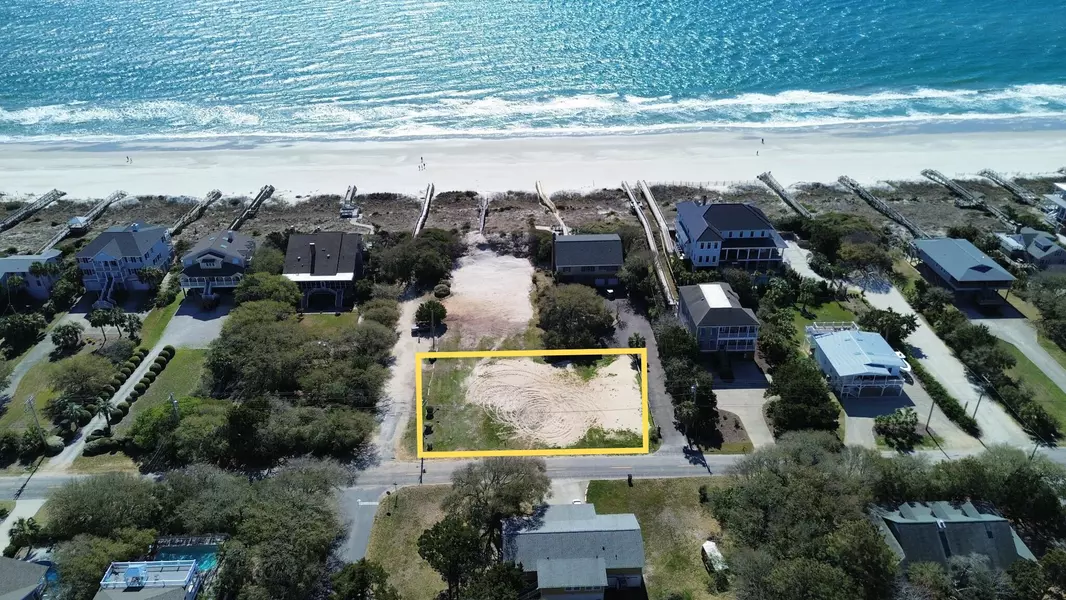 216 Parker Dr, Pawleys Island, SC 29585