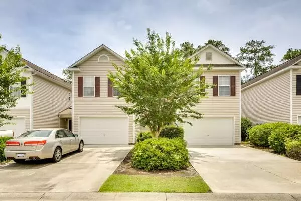 1208 Vistiana Dr, North Charleston, SC 29420