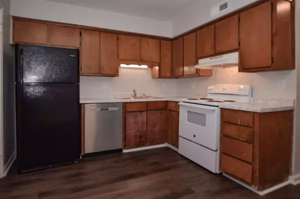 North Charleston, SC 29420,7666 Hunters Ridge Ln