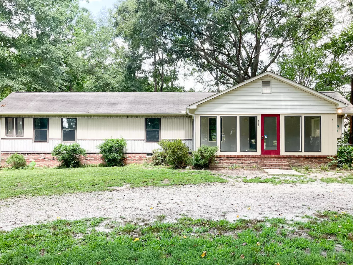 Simpsonville, SC 29681,116 Putman Rd