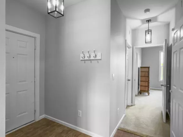 Charleston, SC 29492,130 River Landing Dr #11304