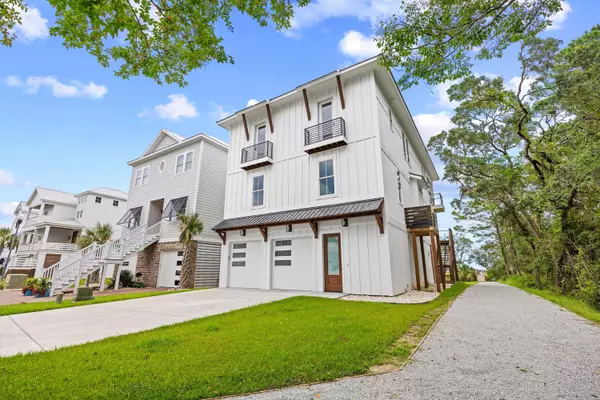 Pawleys Island, SC 29585,42 Enclave Pl