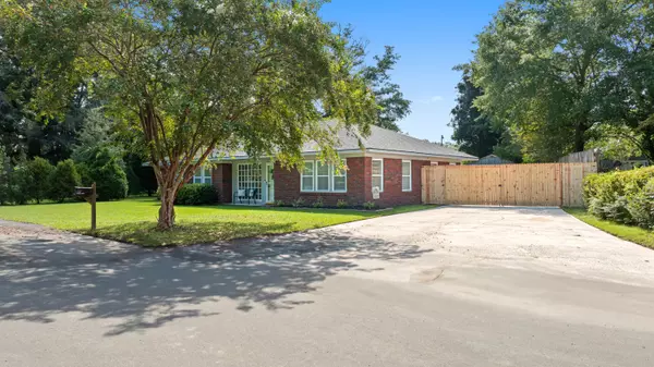 Moncks Corner, SC 29461,106 Goodwin St