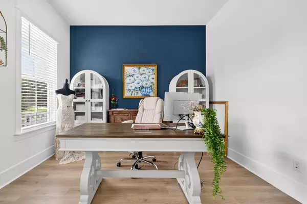 Ravenel, SC 29470,6083 Jacobs Point Blvd