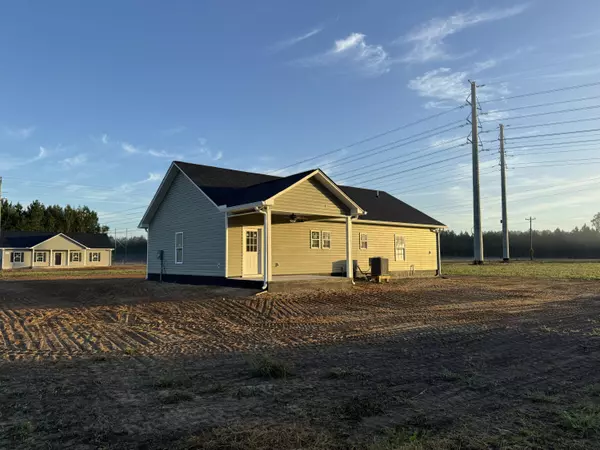 Saint George, SC 29477,472 Reeves Farm Rd