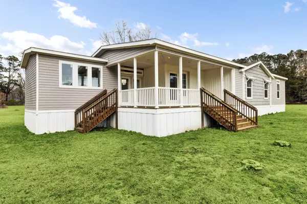 Cottageville, SC 29435,126 Cone Ct